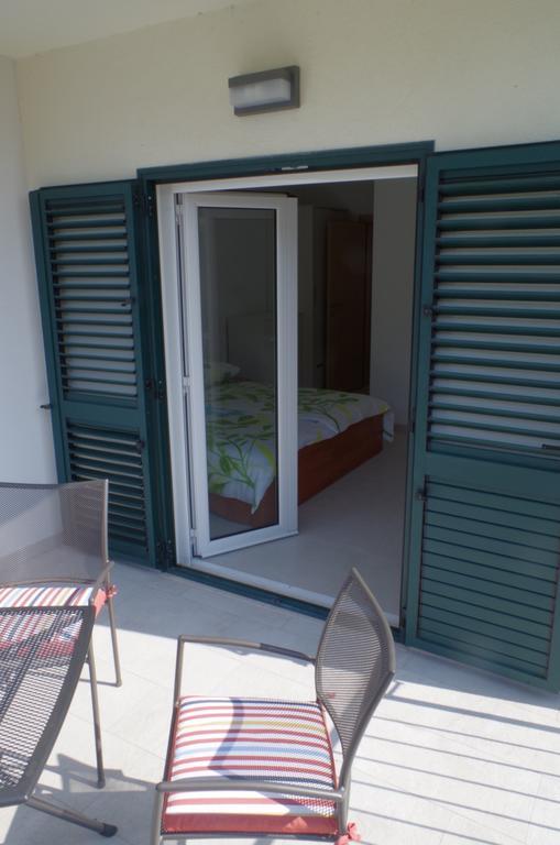 Apartmani Kusic Trpanj Exteriör bild