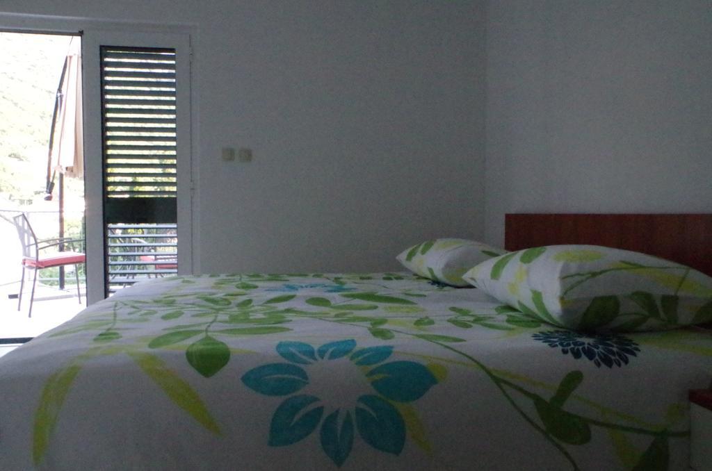 Apartmani Kusic Trpanj Exteriör bild
