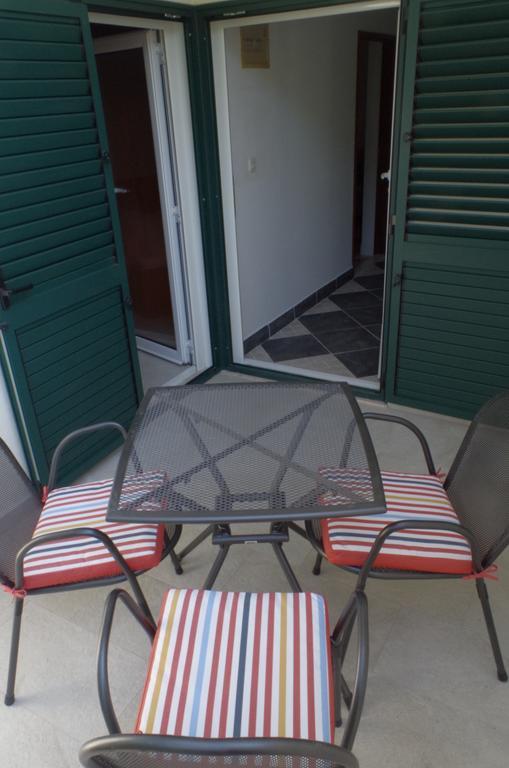 Apartmani Kusic Trpanj Exteriör bild