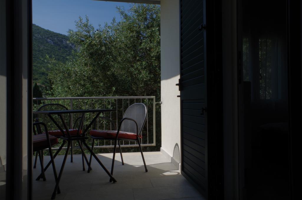 Apartmani Kusic Trpanj Exteriör bild