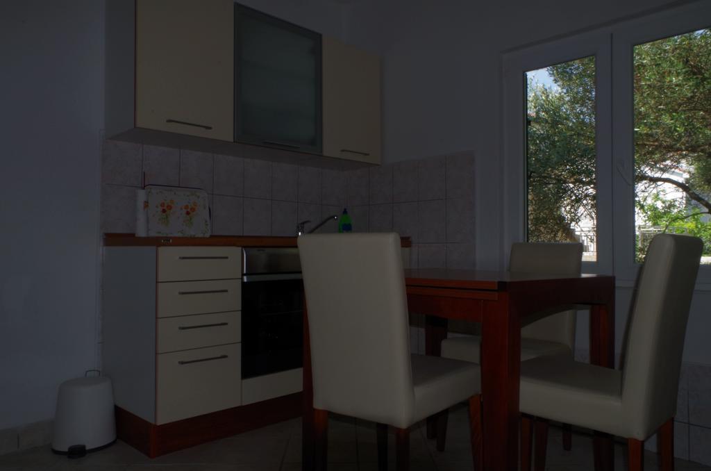 Apartmani Kusic Trpanj Exteriör bild